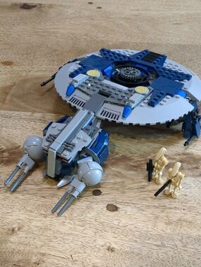 🔥 LEGO Star Wars 7678 Droid Gunship (2008) — Complete with Minifigures! 🔥